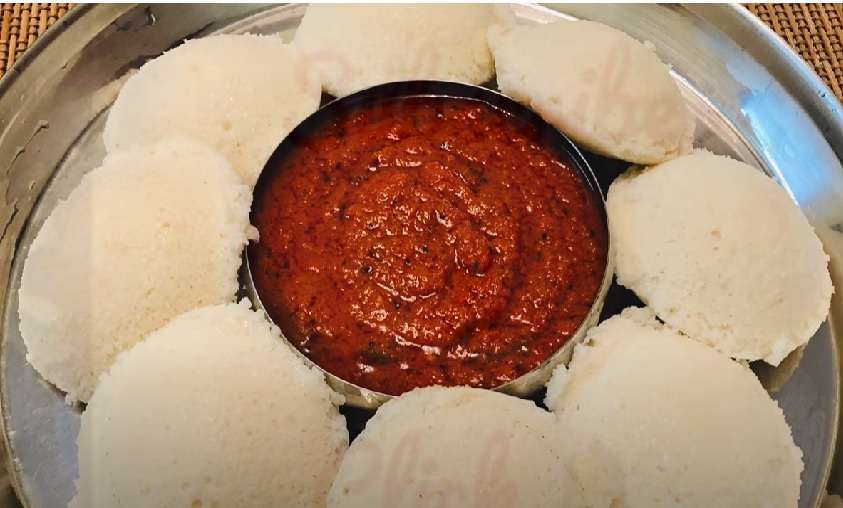 இந்த காரசட்னிக்கு எத்தன இட்லி,தோசை சாப்டீங்கன்னு உங்களுக்கே தெரியாது