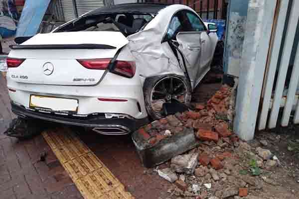 விபத்தை ஏற்படுத்திய சாரதி துபாய்க்கு தபபி ஓட்டம் - தேடும் இண்டர்போல்