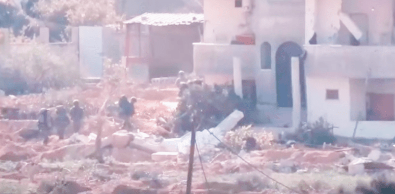 இஸ்ரேல் படைகளை குறிபார்த்து சூடு கொல்லும் ஹமாஸ்