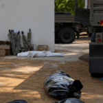 கொத்தாக குவிக்க பட்ட இஸ்ரேல் இராணுவ சடலங்கள்