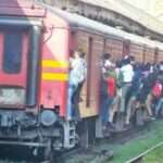 ரயில் மீது கல்வீச்சு தாக்குதல்