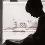 சிறுவனை கடித்தும் அடித்தும் சித்திரவதை செய்த சிறிய தாய்