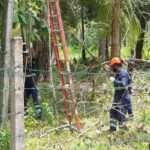 மஹிந்தவின் வீட்டுக்கு வழங்கிய மின்சார கம்பிகள் அகற்றம்