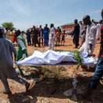 பெற்றோல் பௌசர் விபத்து 140 பேர் பலி 50 பேர் காயம்