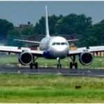 தலைவர் ராஜினாமா விமானி கதவடைப்பு